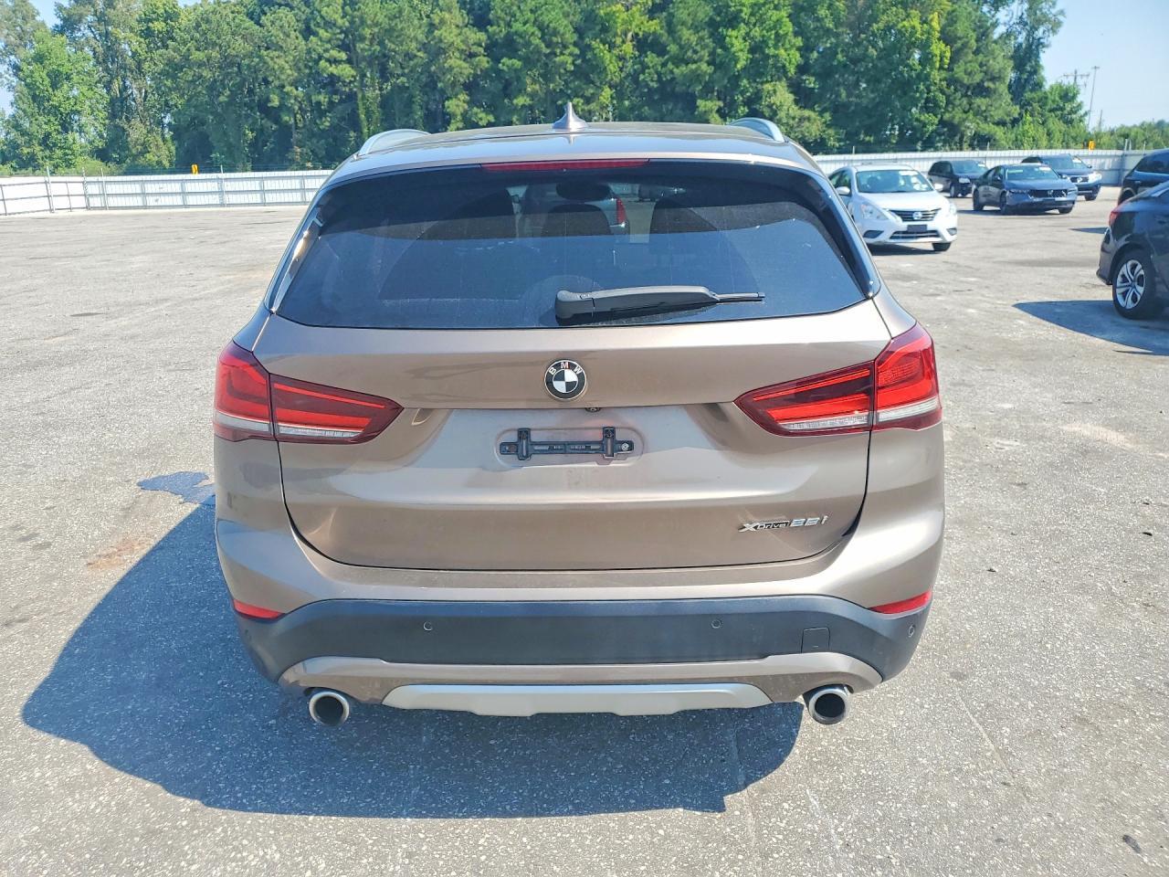 2020 BMW X1 xDrive28I - Фото 6