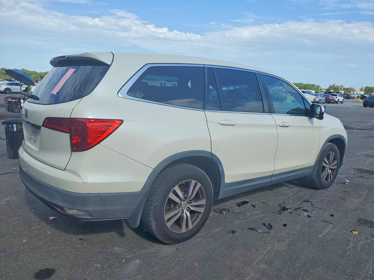 2016 Honda Pilot Exl - Image 3