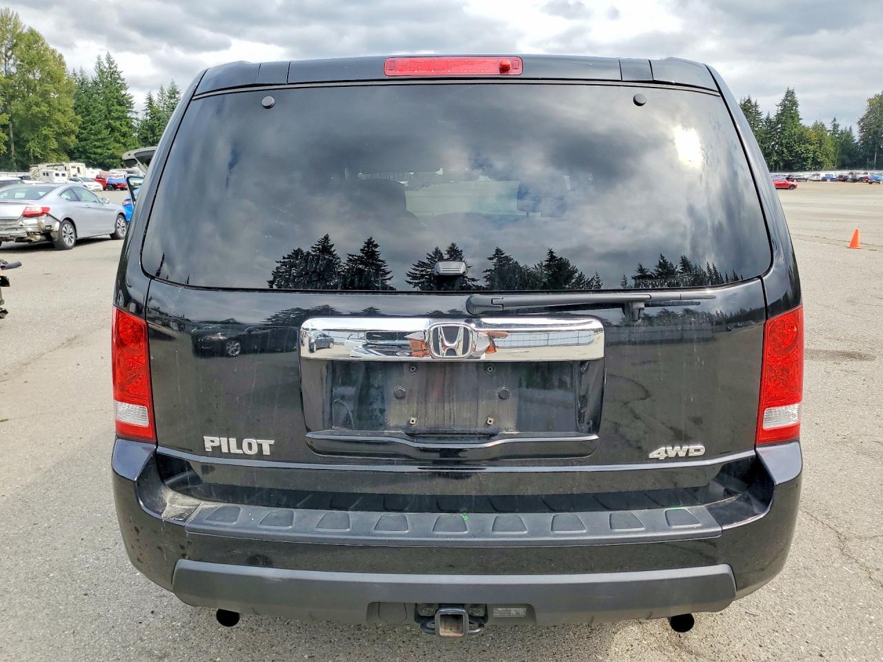 2010 Honda Pilot Lx - Image 6