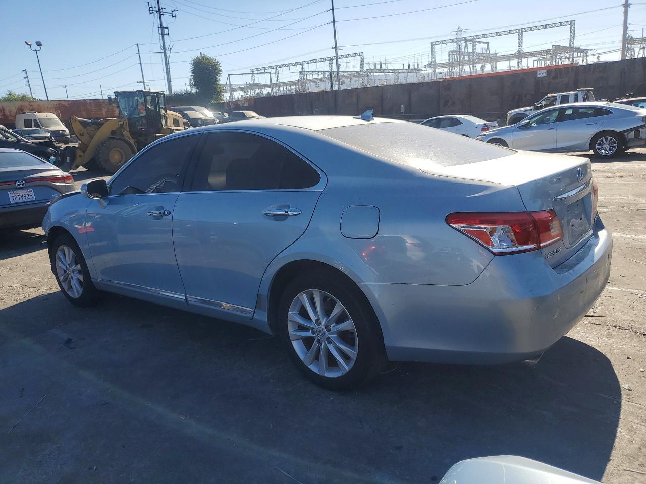 2010 Lexus Es 350 - Фото 2