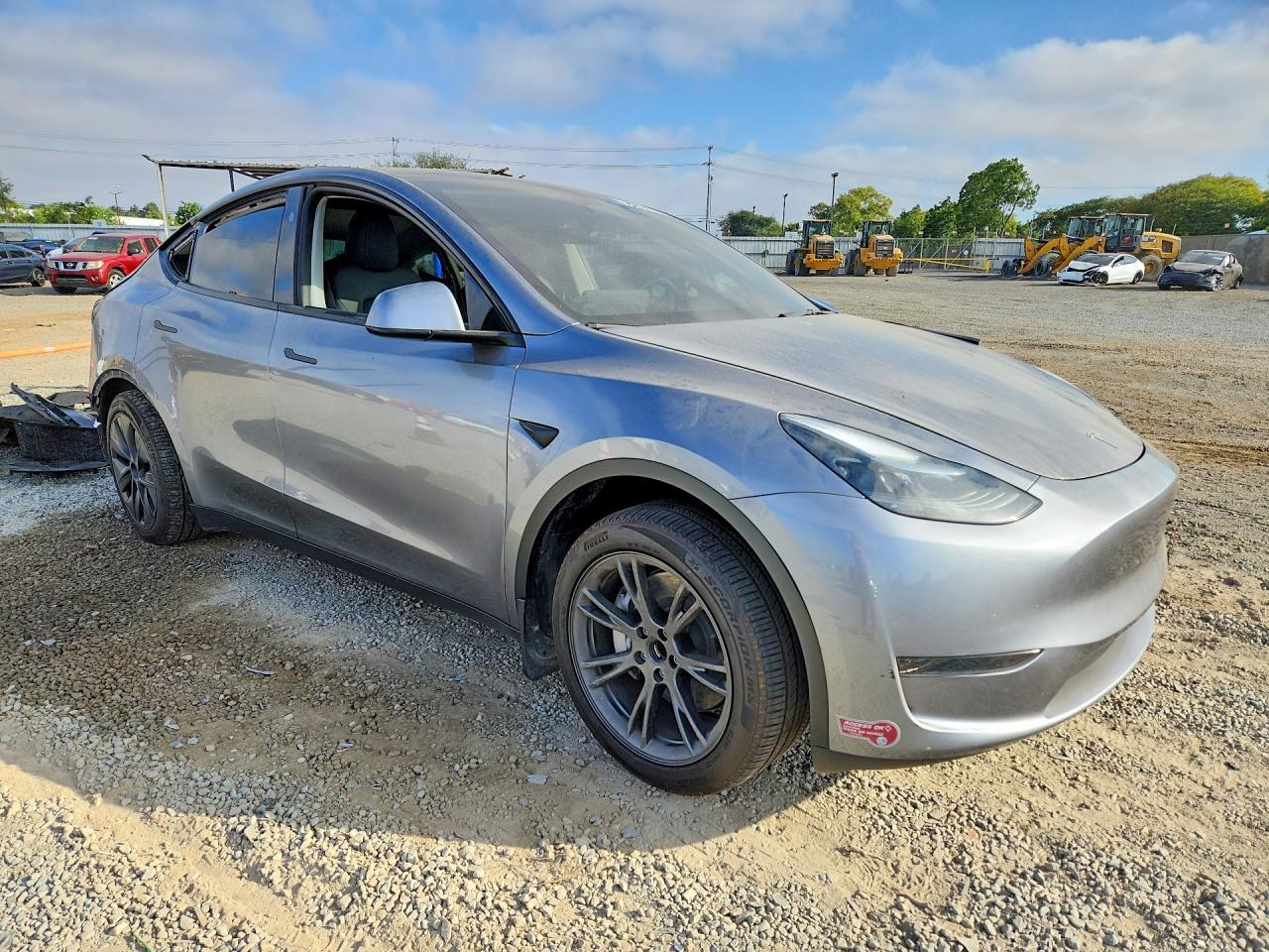 2024 Tesla Model Y - Фото 4