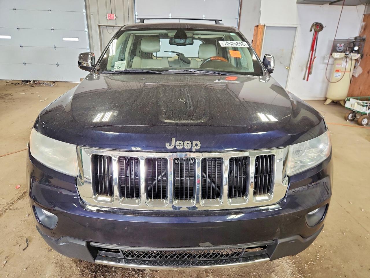 2011 Jeep Grand Cherokee Overland - Фото 5