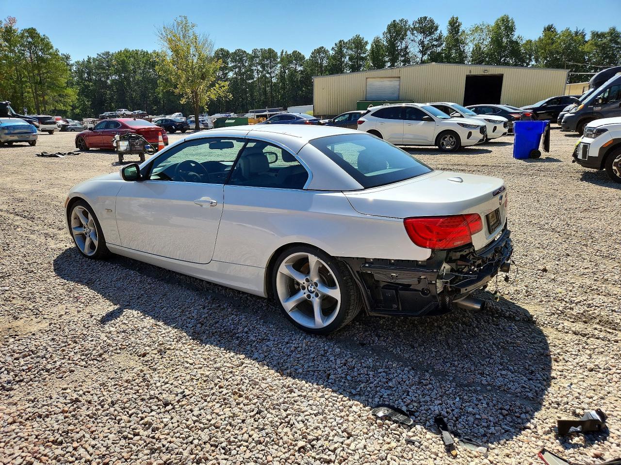 2011 BMW 335 I - Фото 2