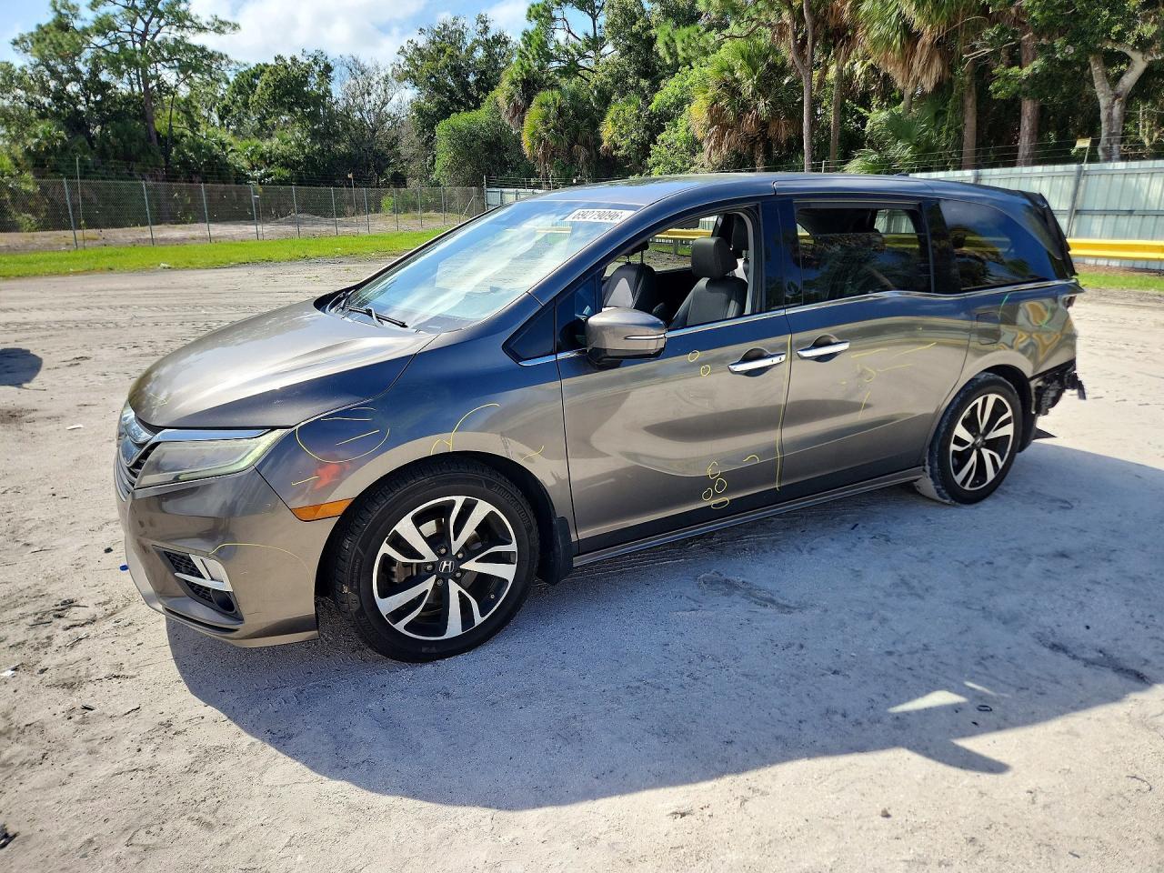 2018 Honda Odyssey Elite