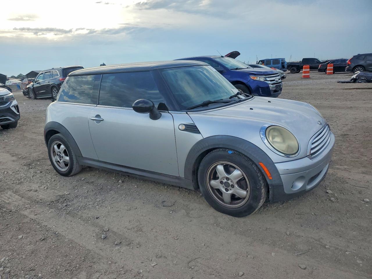 2009 Mini Cooper - Image 4