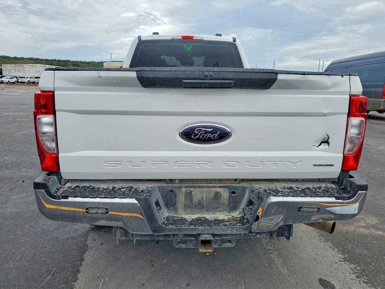 2021 Ford F250 Super Duty - Image 6