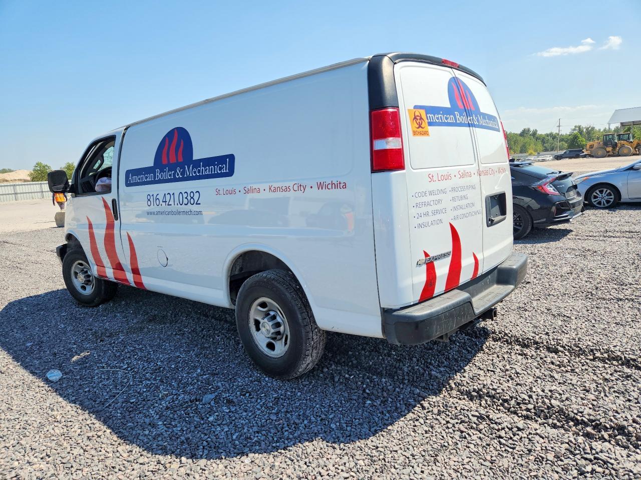2020 Chevrolet Express G2500 Delivery Van - Фото 2