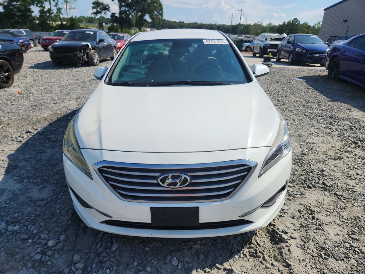2022 Hyundai Sonata Se - Image 5