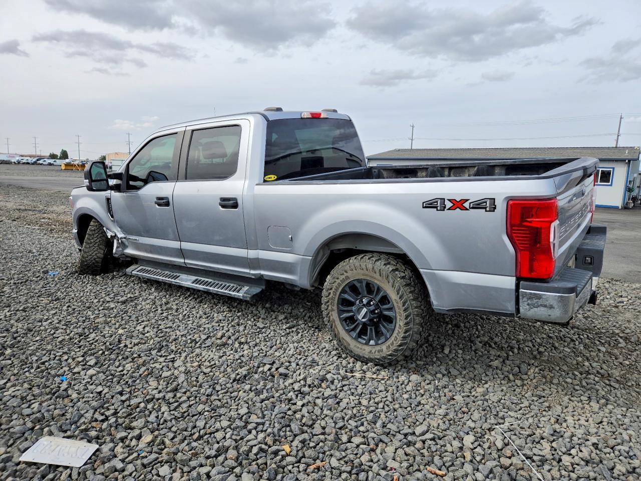 2020 Ford F250 Super Duty - Фото 2