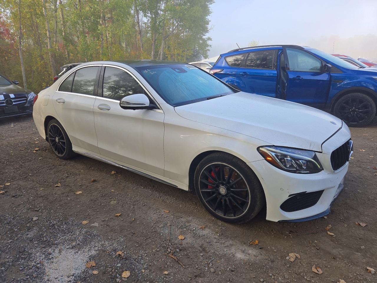 2017 Mercedes-Benz C 300 4Matic - Фото 4