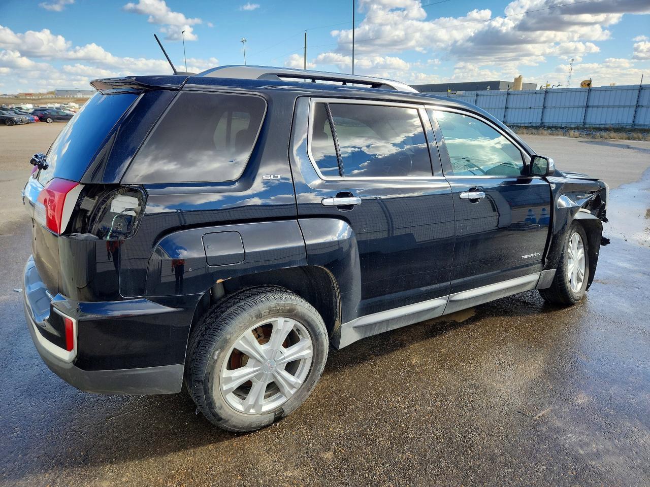 2017 GMC Terrain Slt - Image 3
