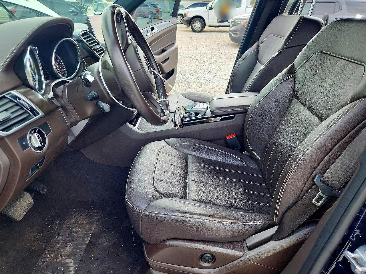 2019 Mercedes-Benz Gls 450 4Matic - Image 7