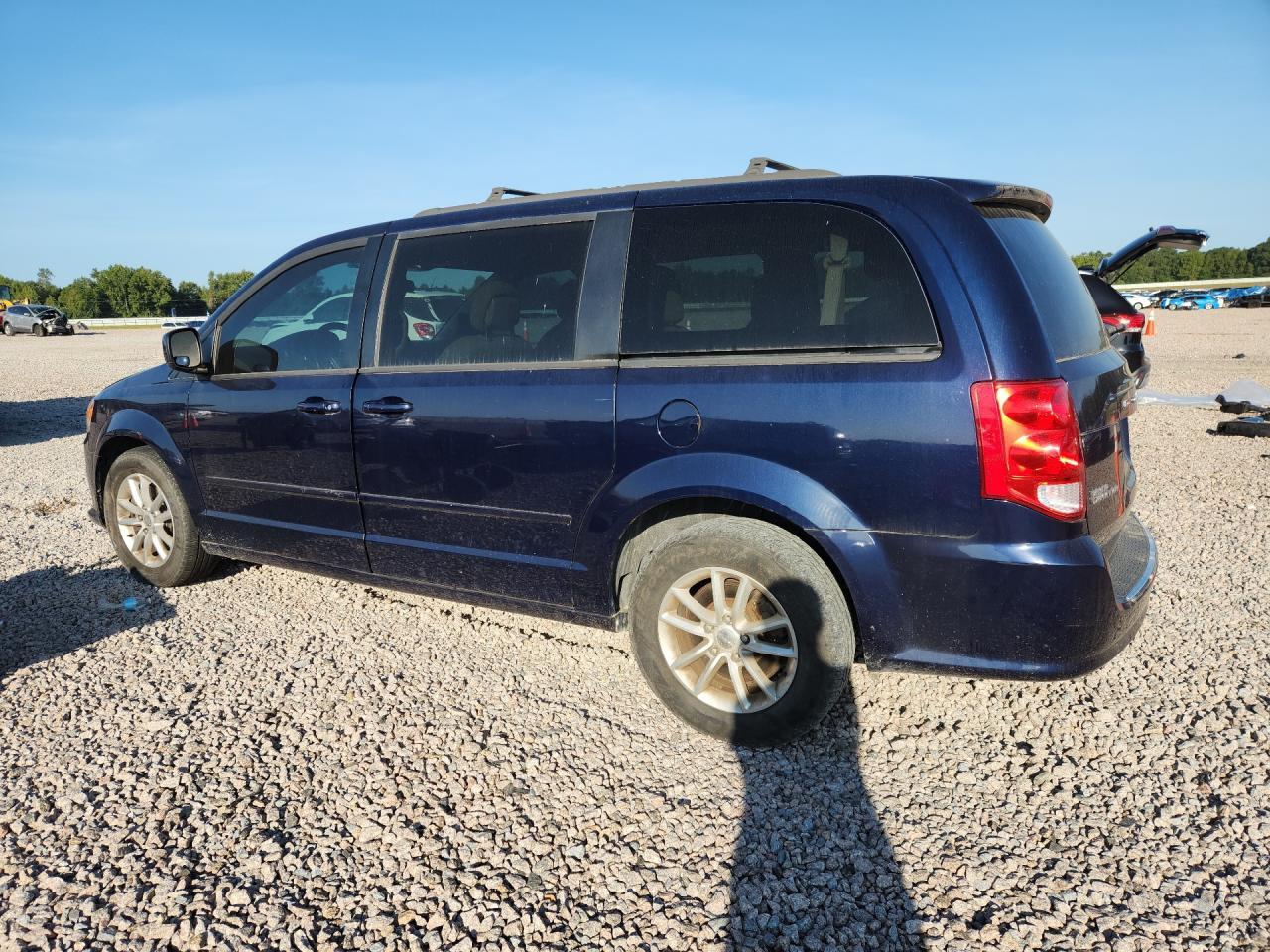 2016 Dodge Grand Caravan Sxt - Image 2