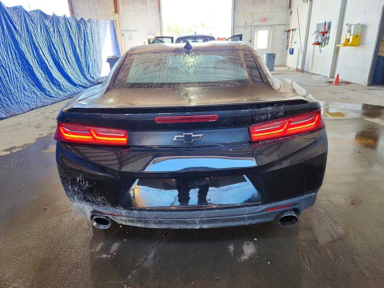 2018 Chevrolet Camaro Lt - Image 6