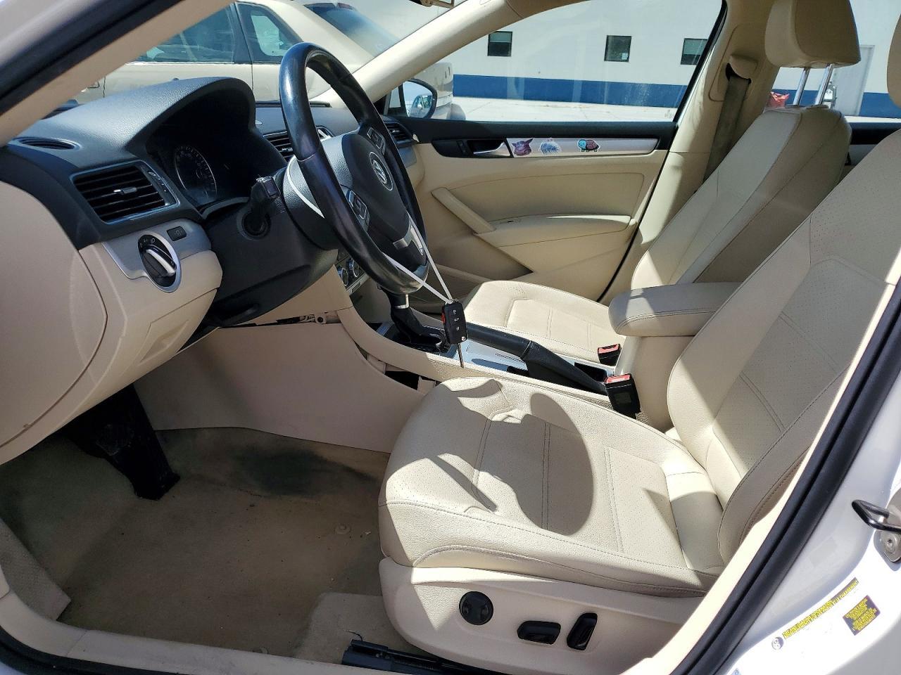 2012 Volkswagen Passat Se - Фото 7