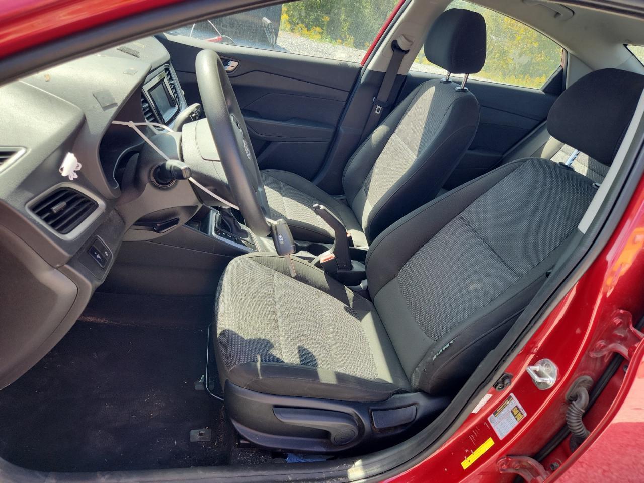 2021 Hyundai Accent Se - Фото 7