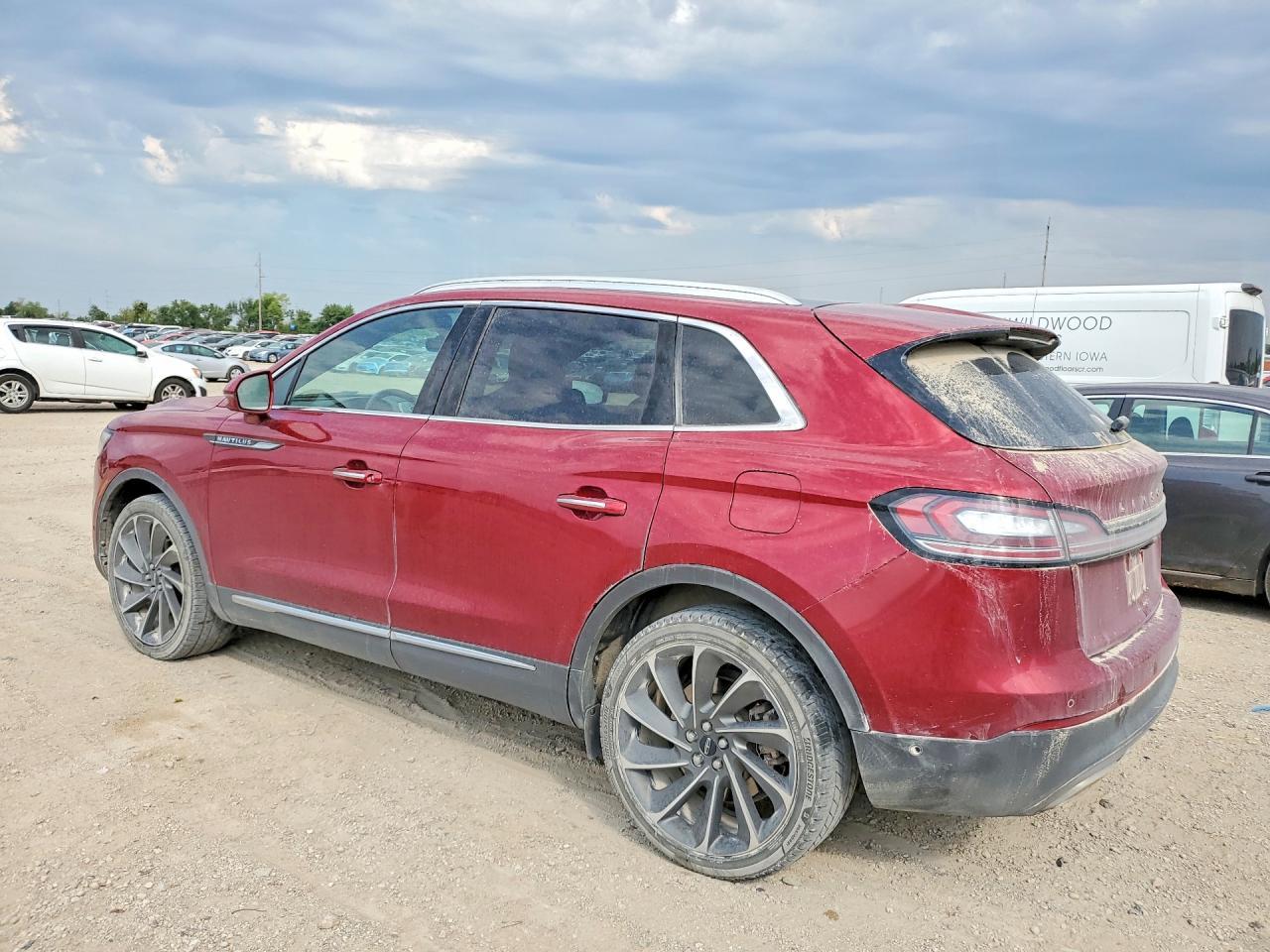 2019 Lincoln Nautilus Reserve - Фото 2