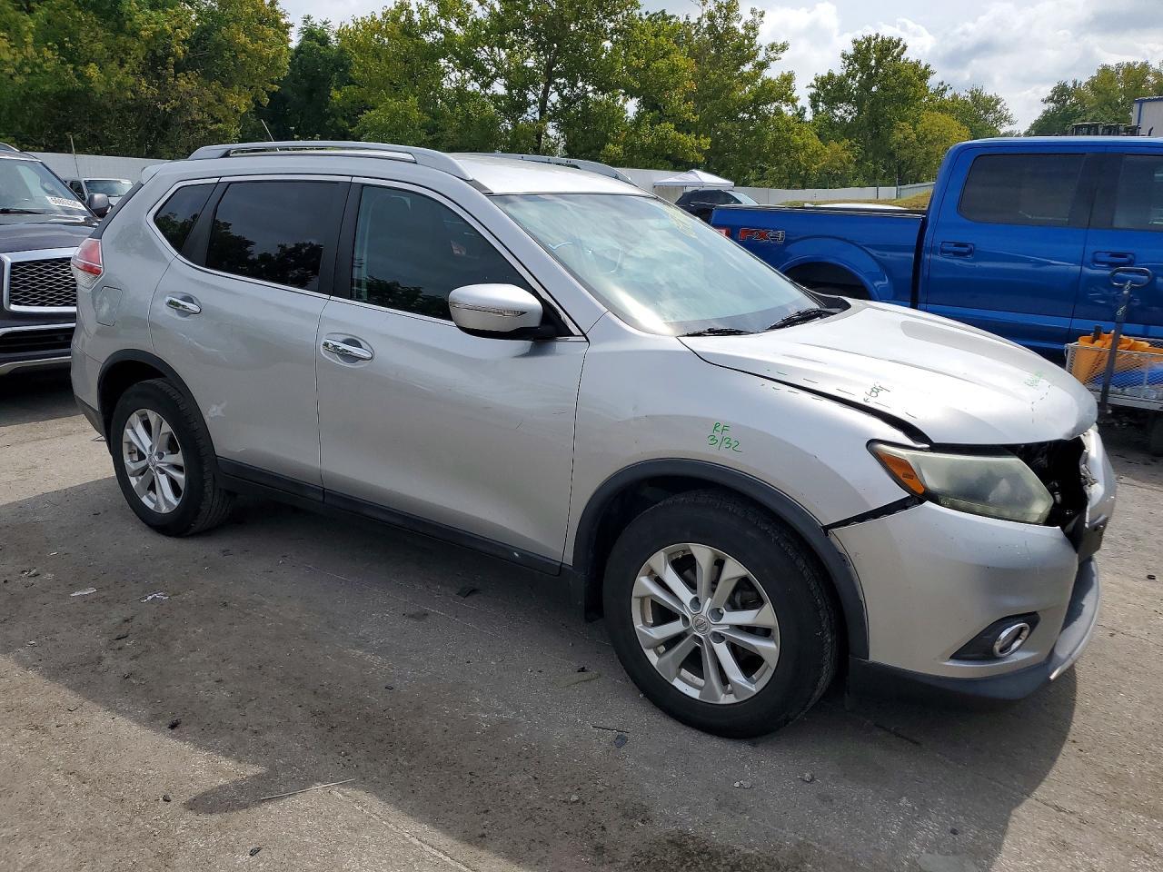 2015 Nissan Rogue Sv - Image 4