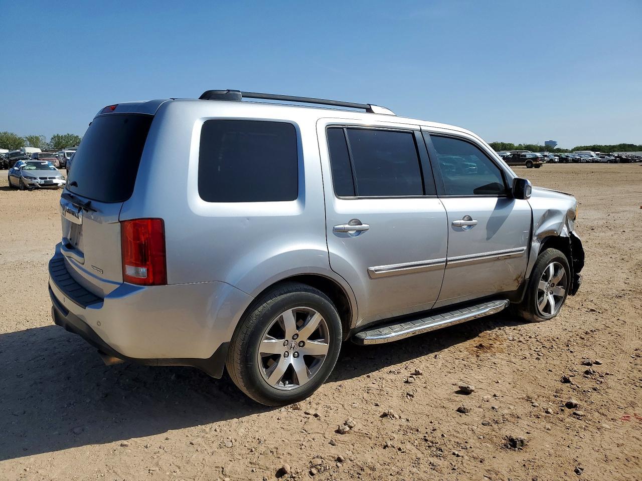 2014 Honda Pilot Touring - Image 3