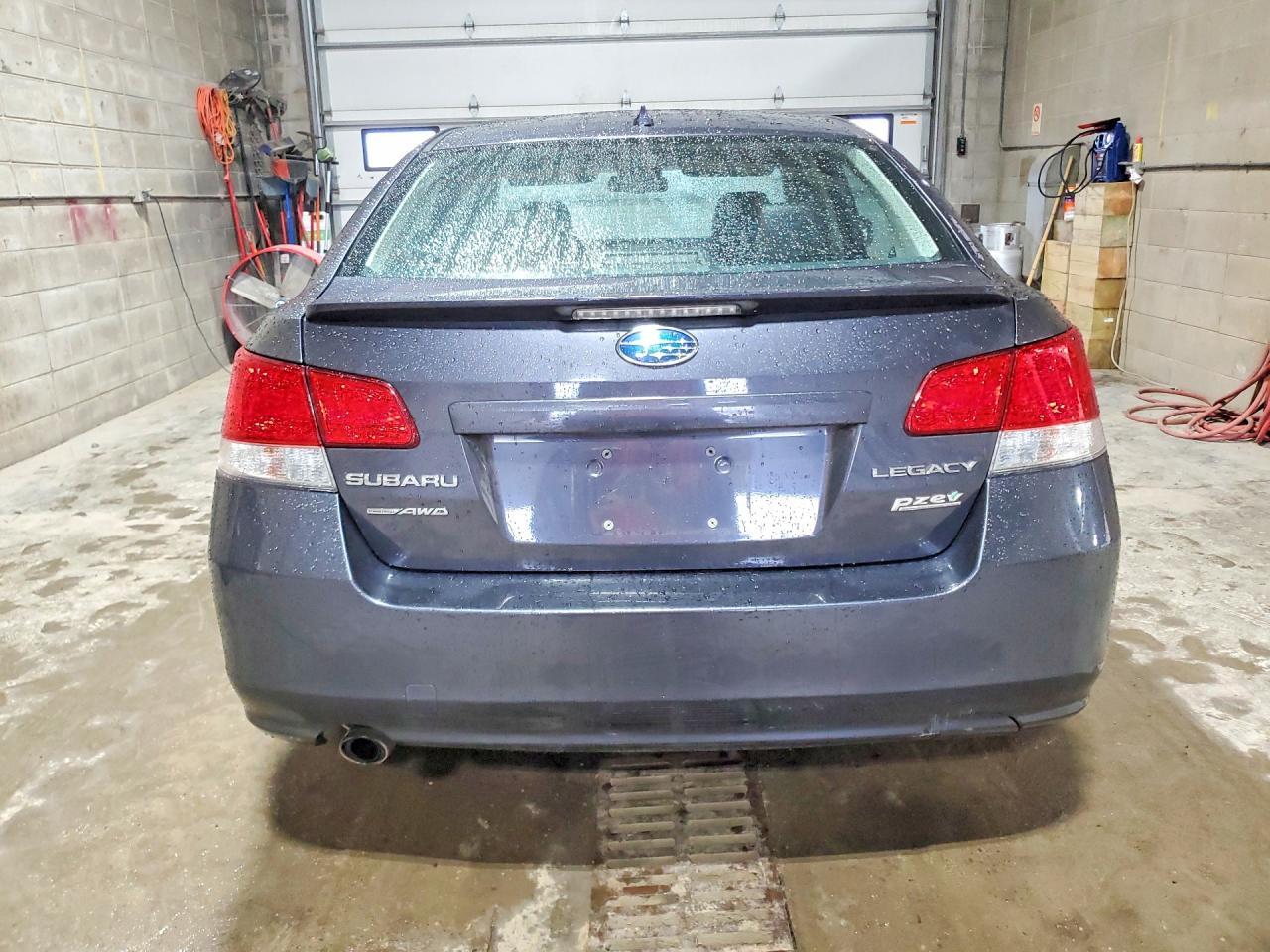 2013 Subaru Legacy 2.5I Limited - Фото 6