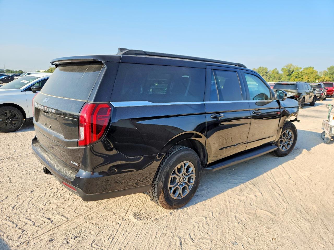 2026 Ford Expedition Max Active - Фото 3