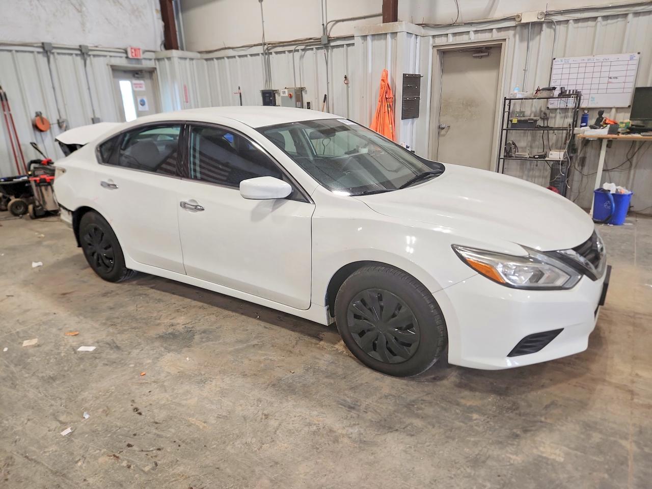 2016 Nissan Altima 2.5 S - Фото 4