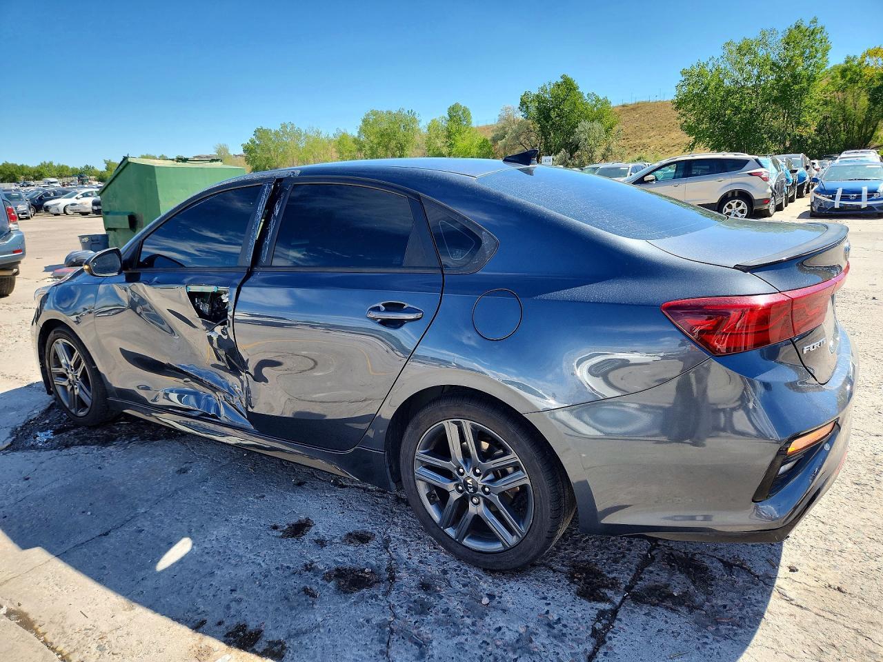 2021 Kia Forte Gt Line - Фото 2
