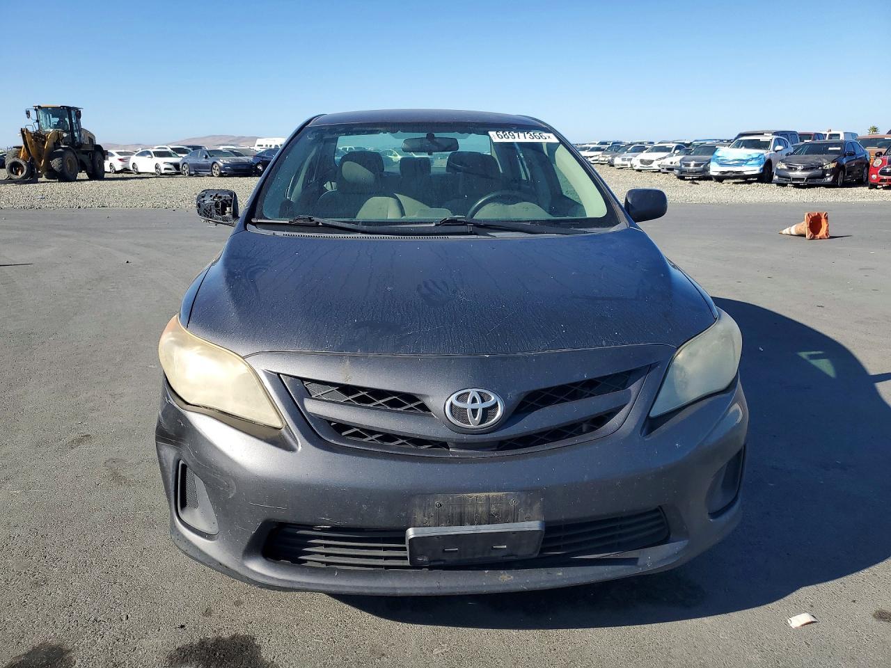 2013 Toyota Corolla L - Фото 5