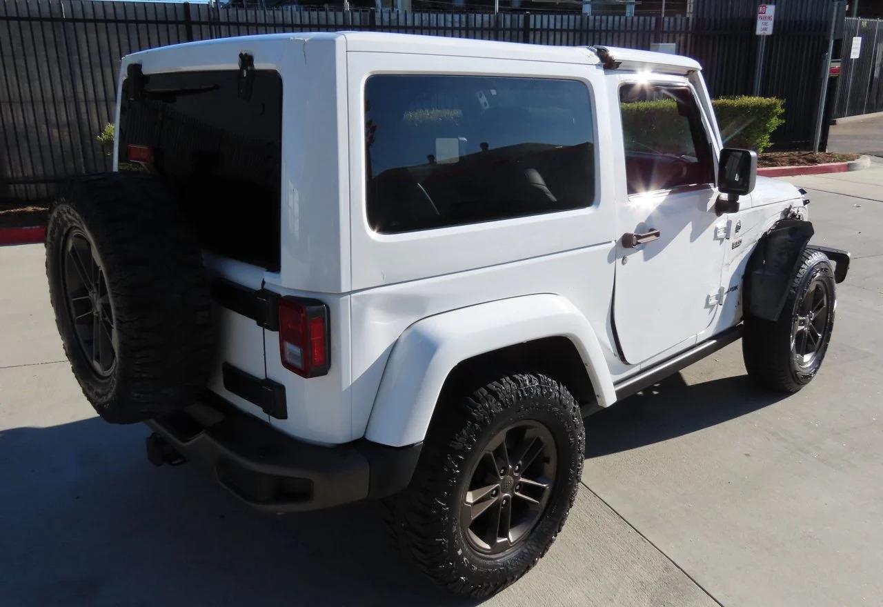 2016 Jeep Wrangler Sahara - Фото 3