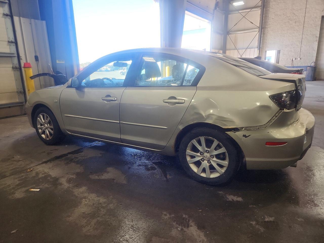 2007 Mazda 3 I - Image 2