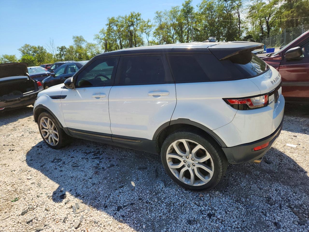 2016 Land Rover Range Rover Evoque Se - Фото 2