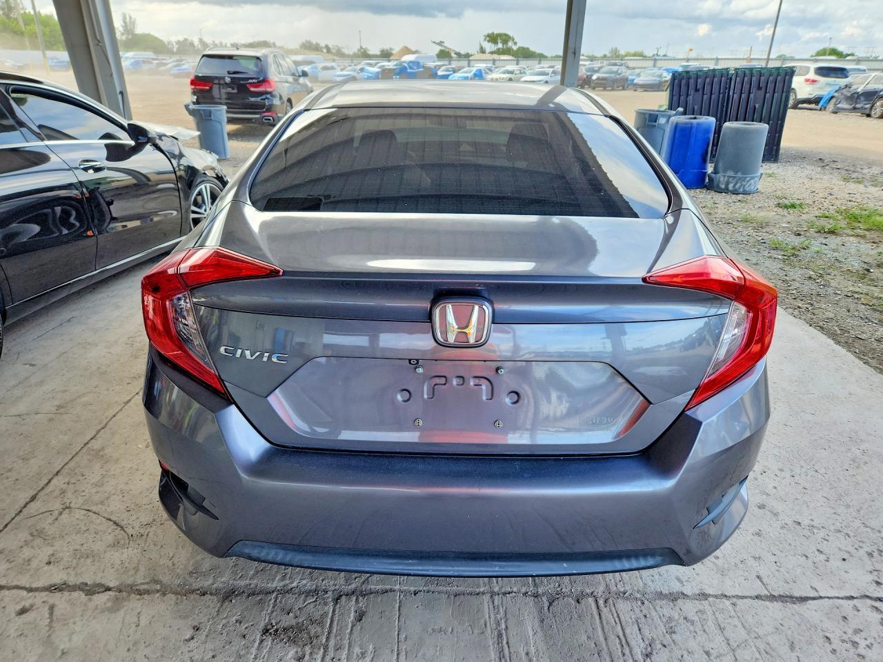 2017 Honda Civic Lx - Фото 6