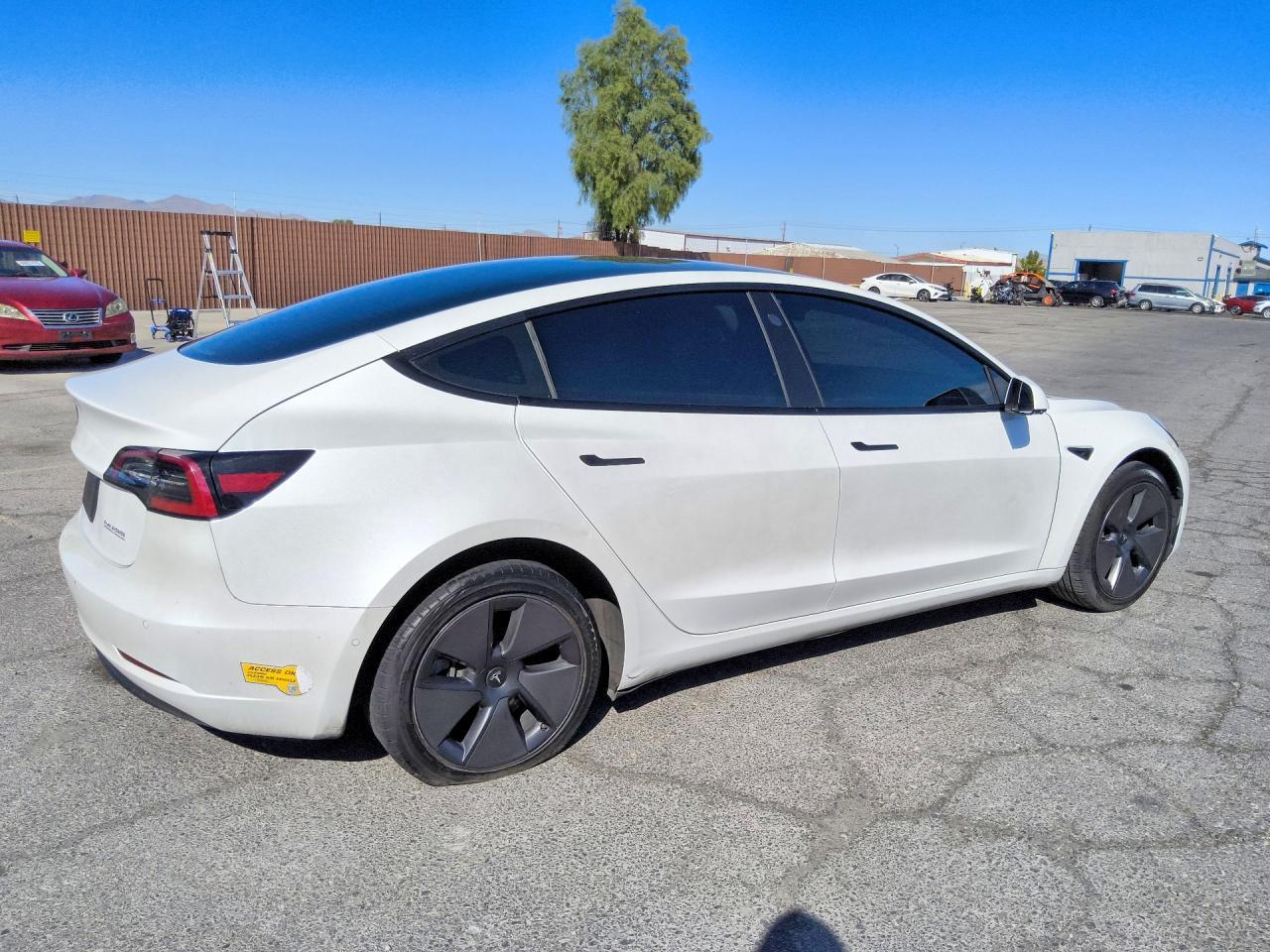 2021 Tesla Model 3 - Фото 3