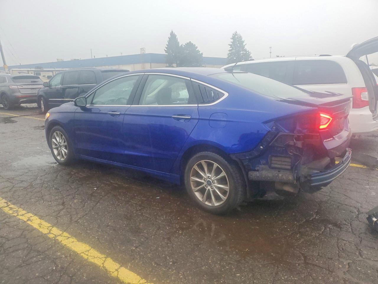 2015 Ford Fusion Titanium - Фото 2