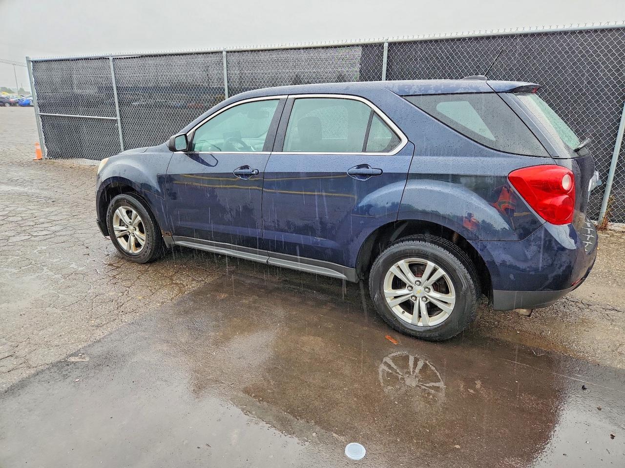 2015 Chevrolet Equinox Ls - Фото 2