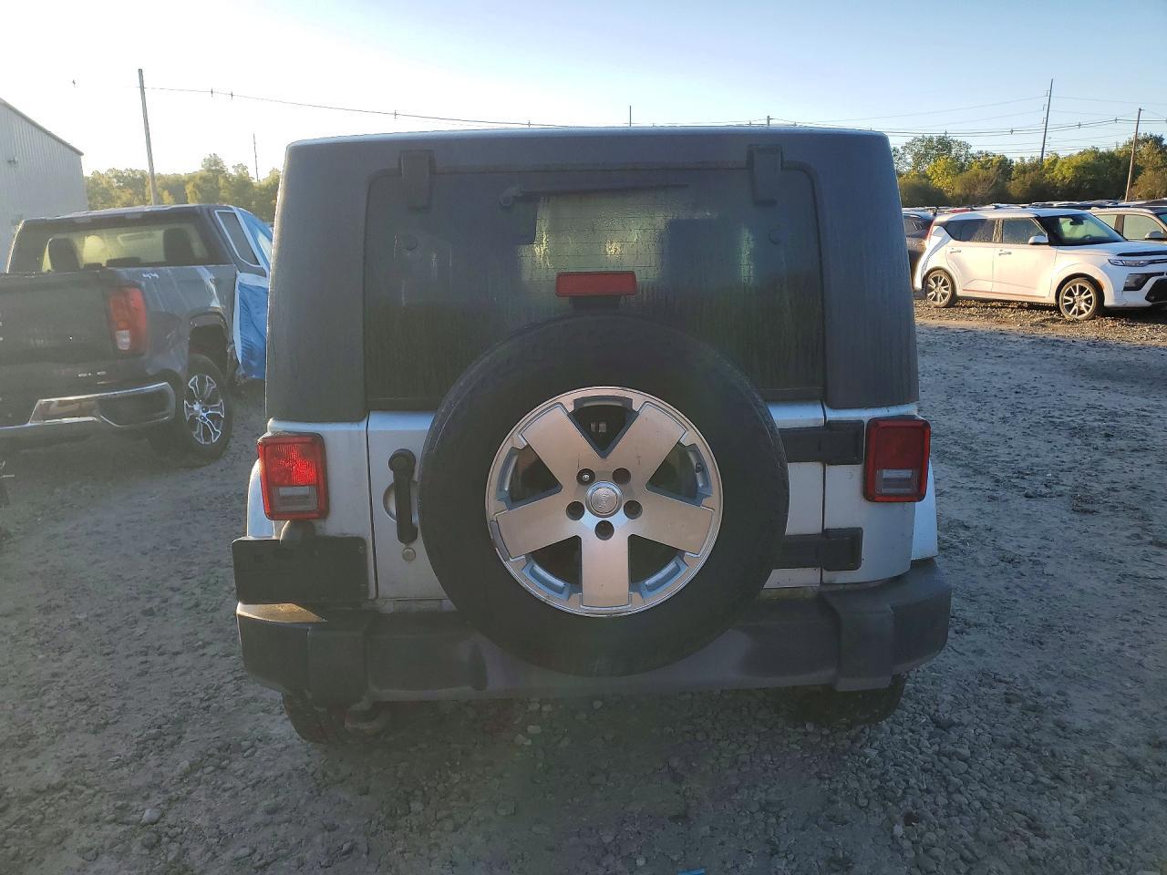 2009 Jeep Wrangler Sahara - Фото 6