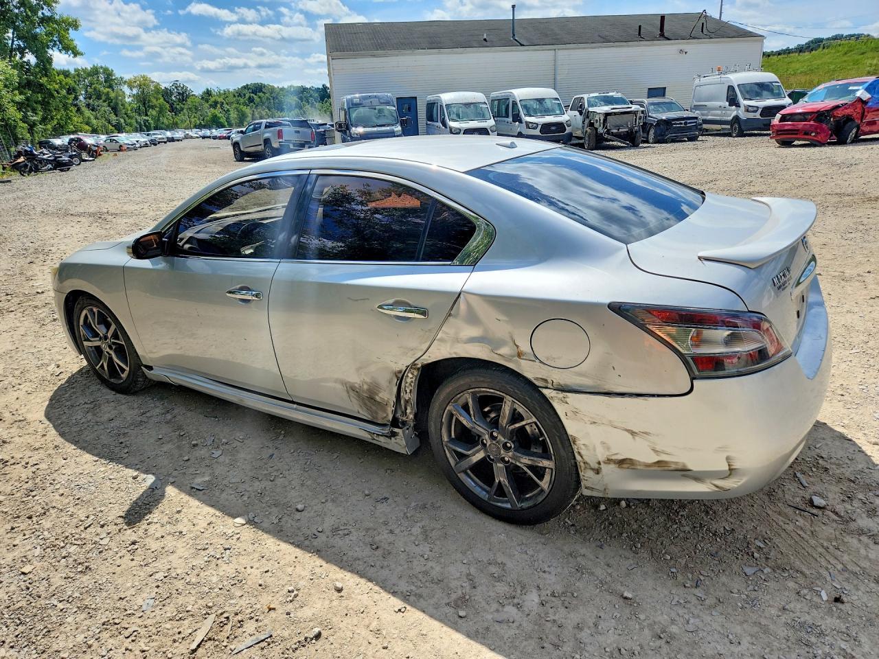 2014 Nissan Maxima 3.5 Sv - Image 2