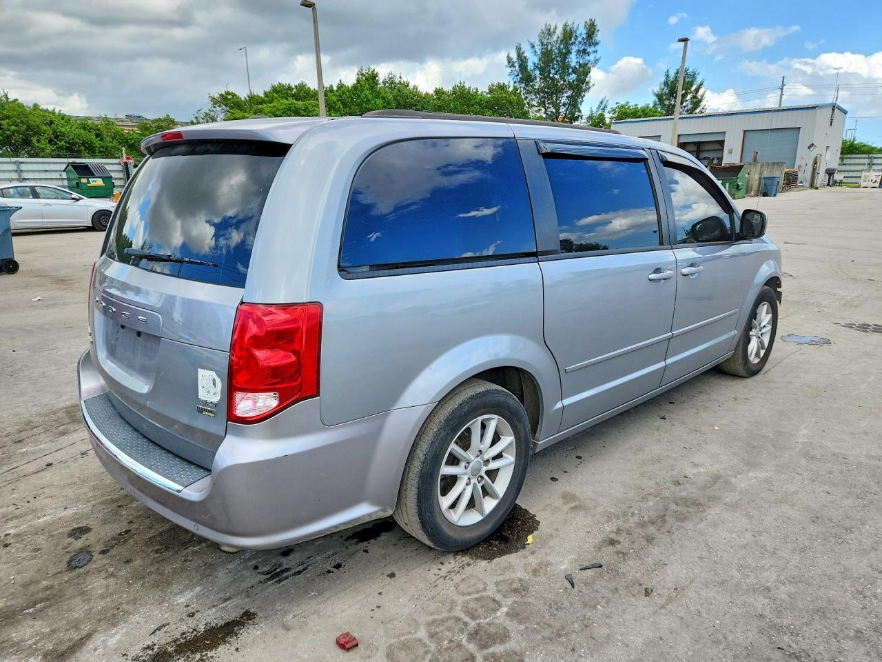 2014 Dodge Grand Caravan Sxt - Фото 3