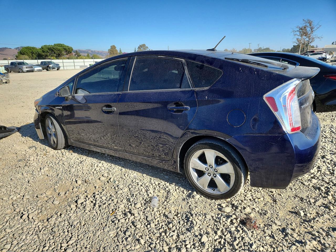 2015 Toyota Prius Five - Фото 2