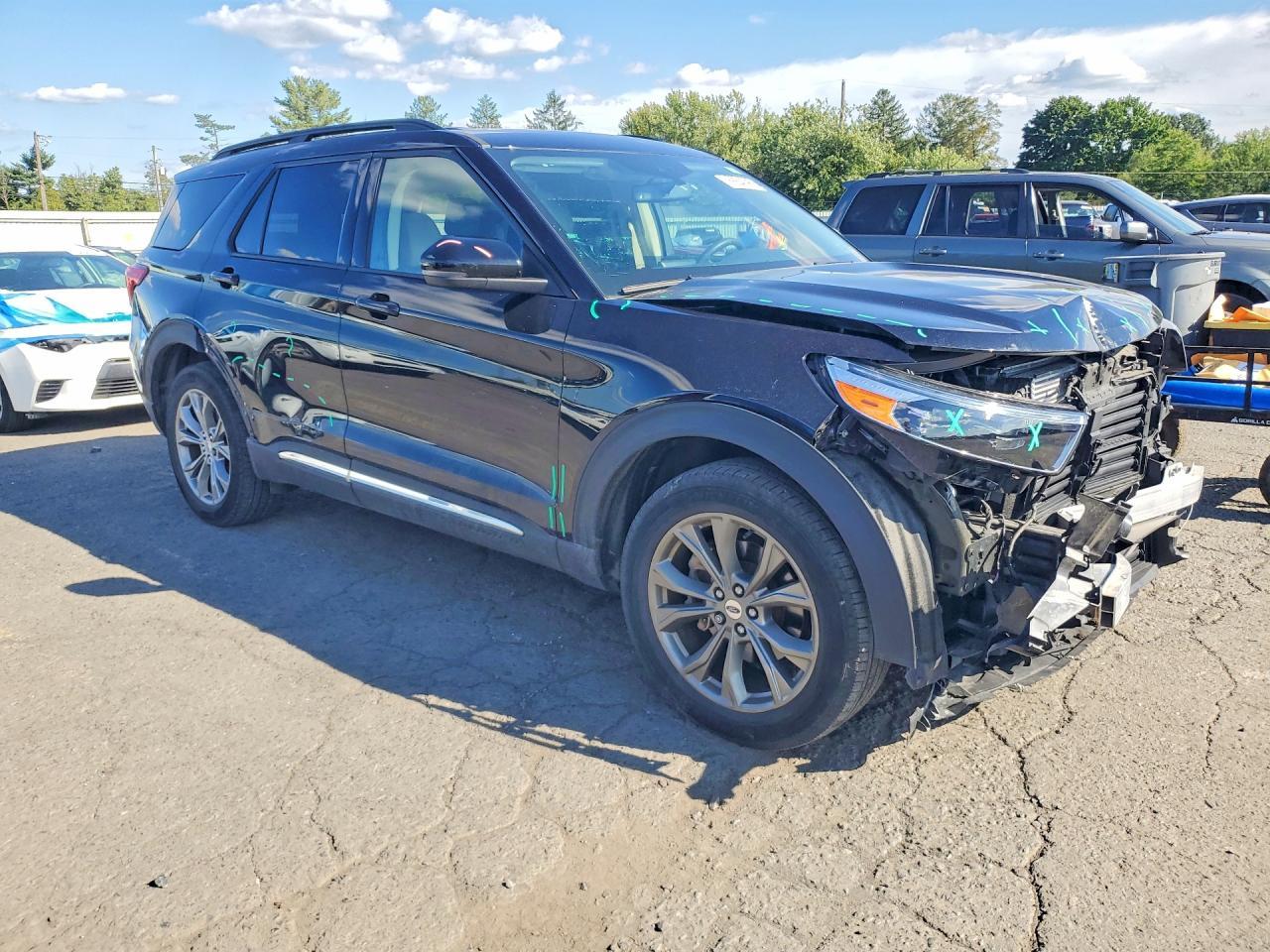 2023 Ford Explorer Xlt - Фото 4