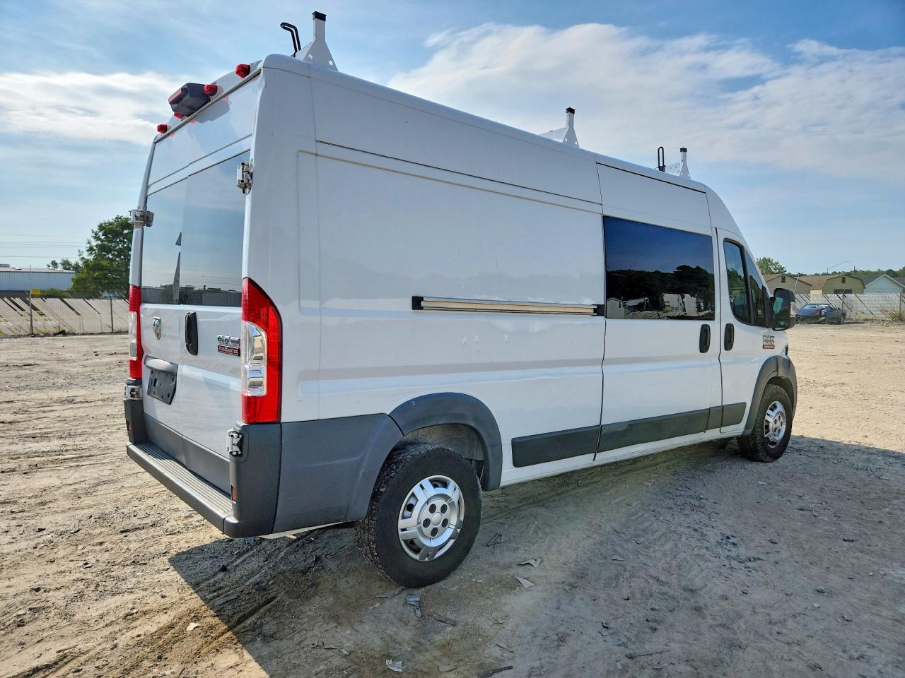 2018 Ram Promaster 2500 Delivery Van - Image 3