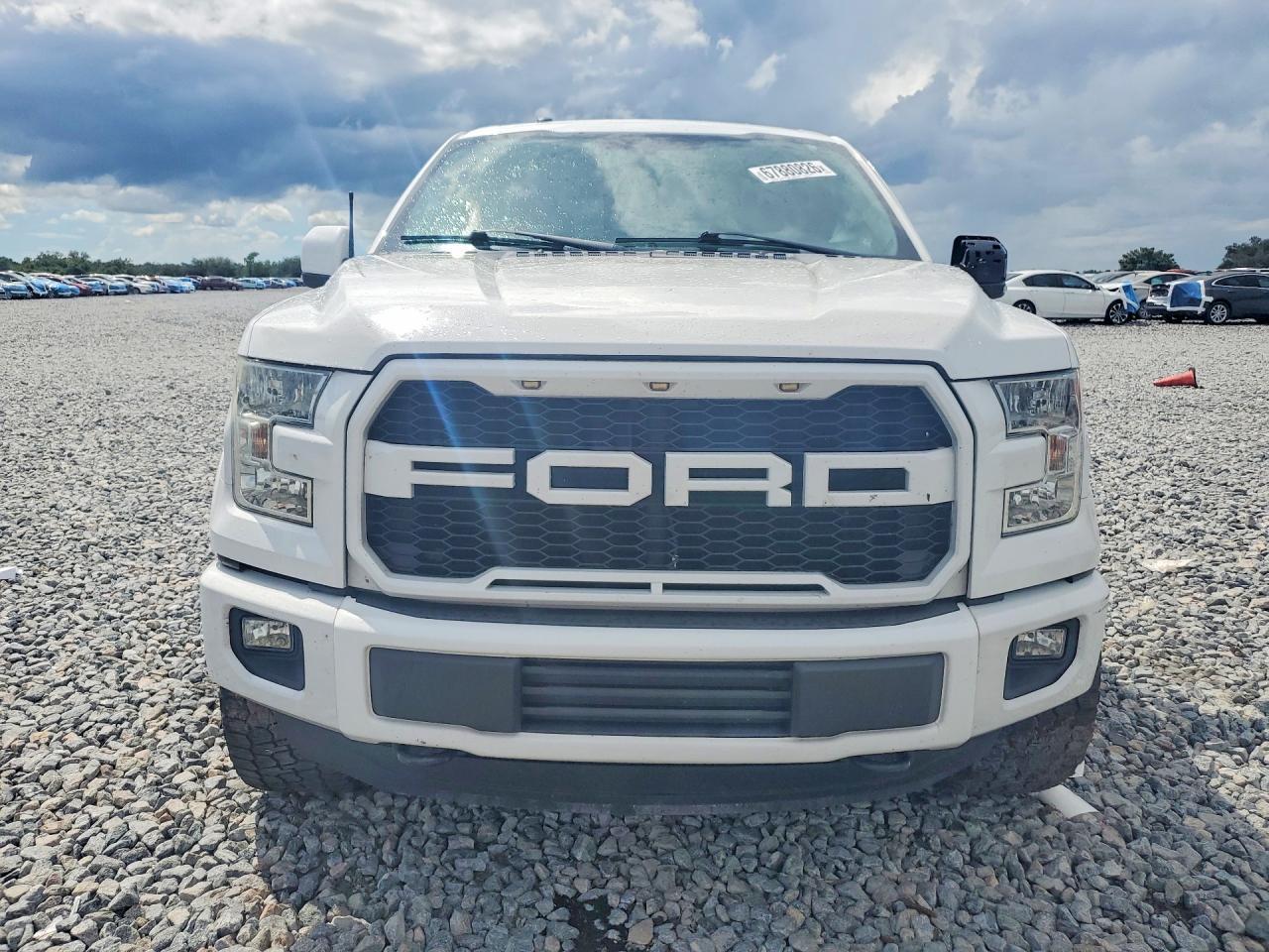 2015 Ford F150 Supercrew - Фото 5