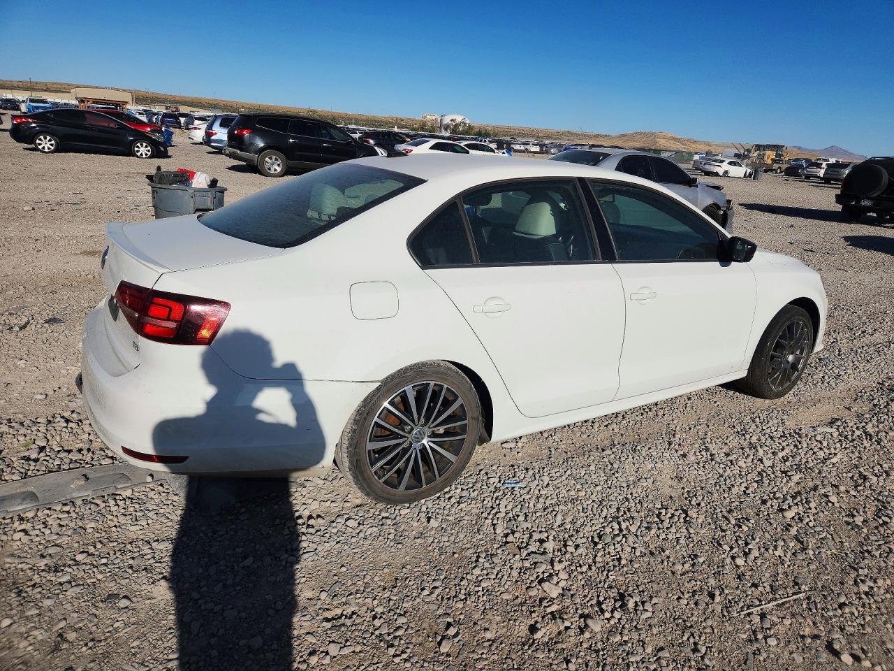 2016 Volkswagen Jetta Sport - Фото 3