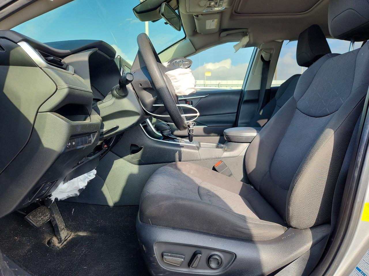 2020 Toyota Rav4 Hybrid Xle - Image 7