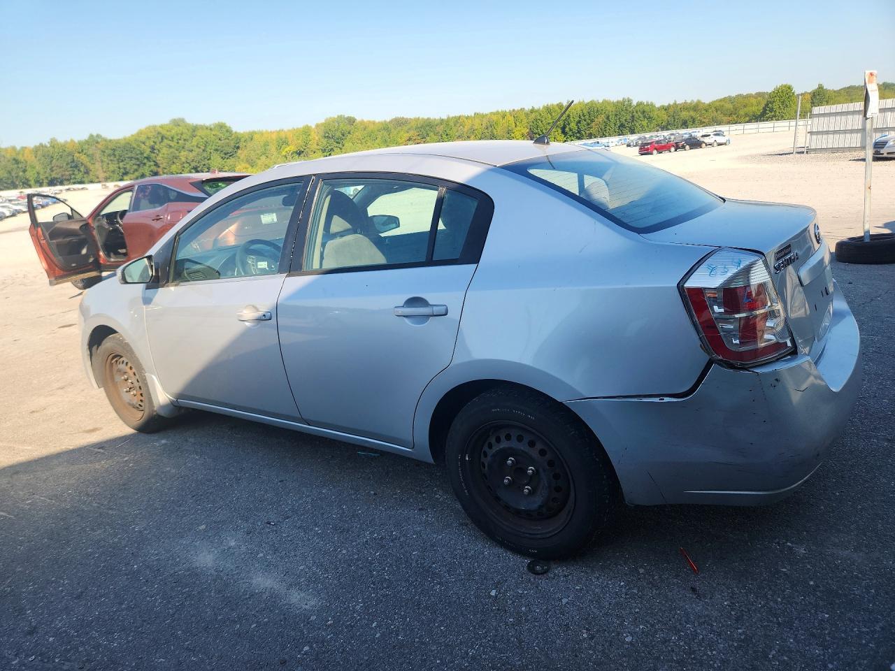 2009 Nissan Sentra 2.0 - Image 2