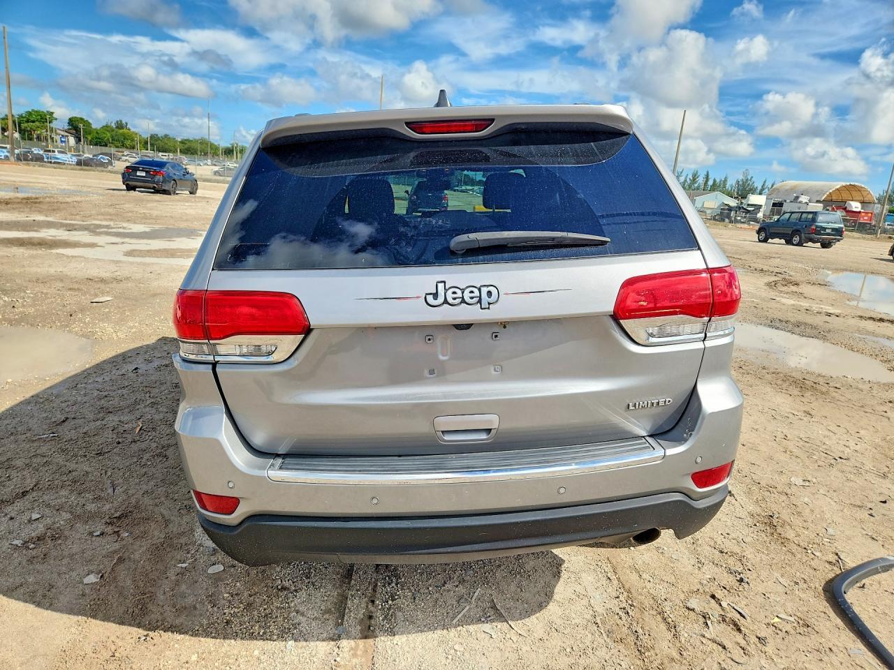2019 Jeep Grand Cherokee Limited - Image 6