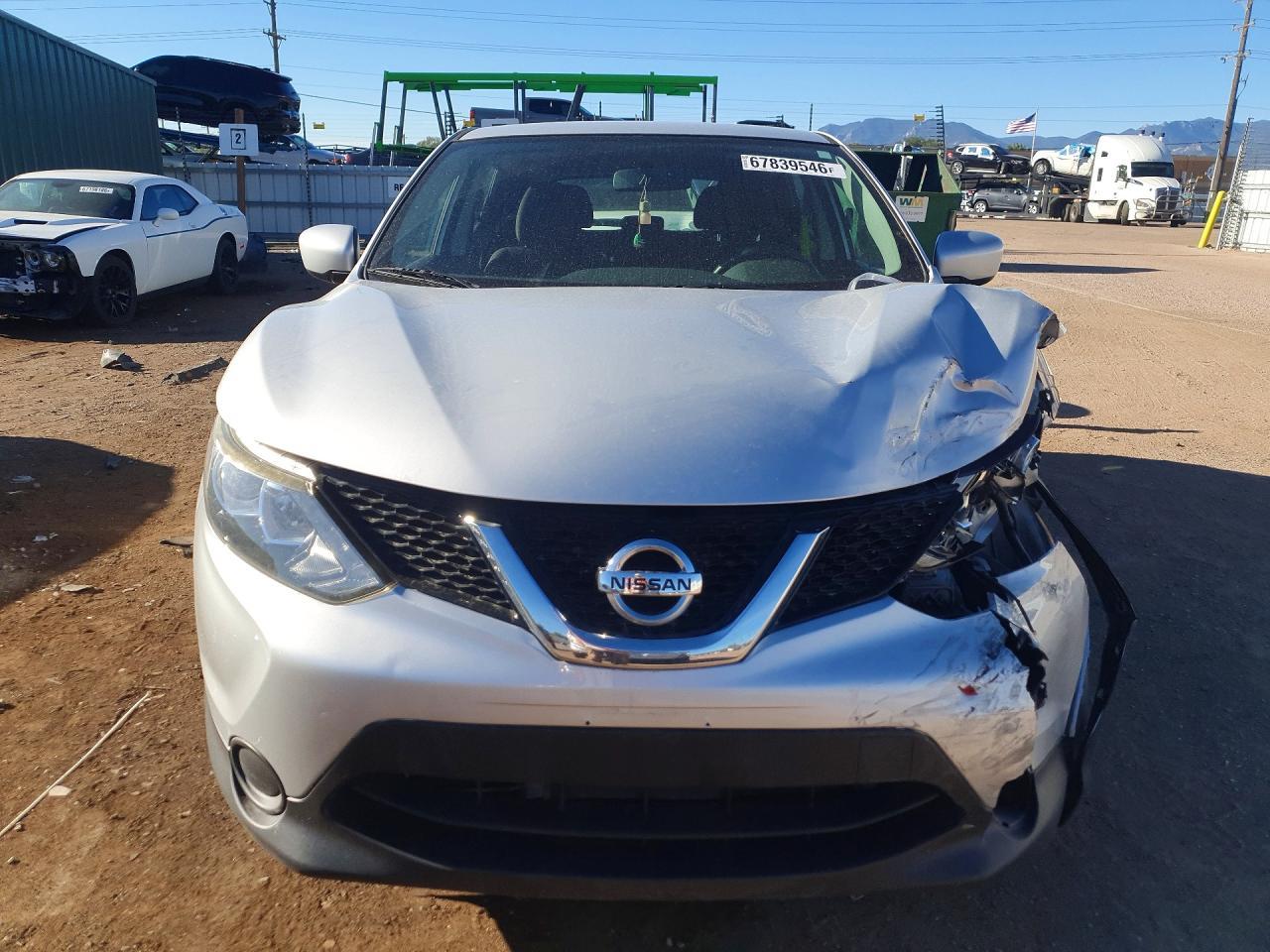 2017 Nissan Rogue Sport S - Image 5
