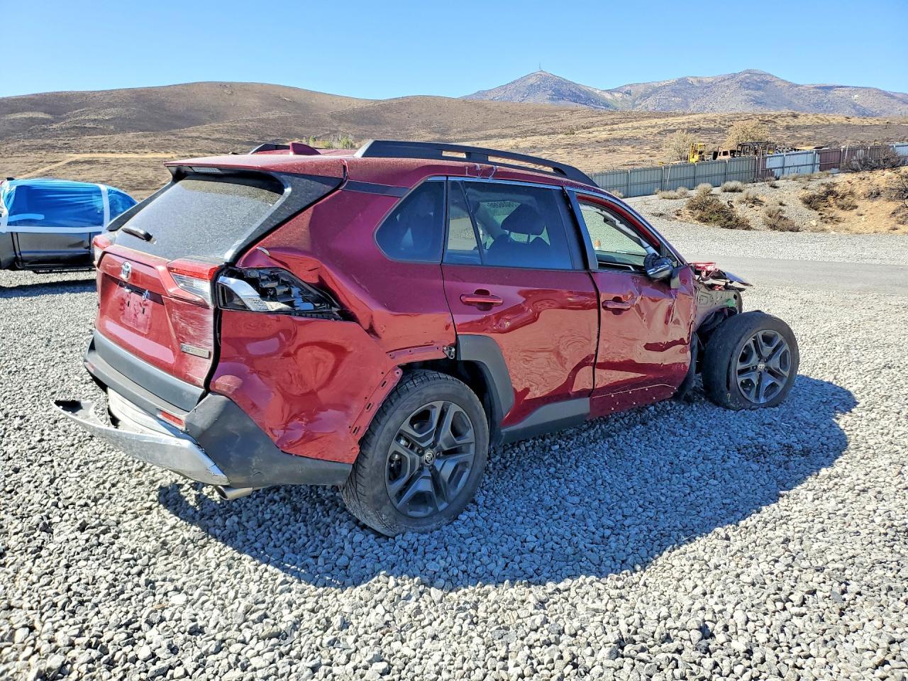 2024 Toyota Rav4 Adventure - Фото 3