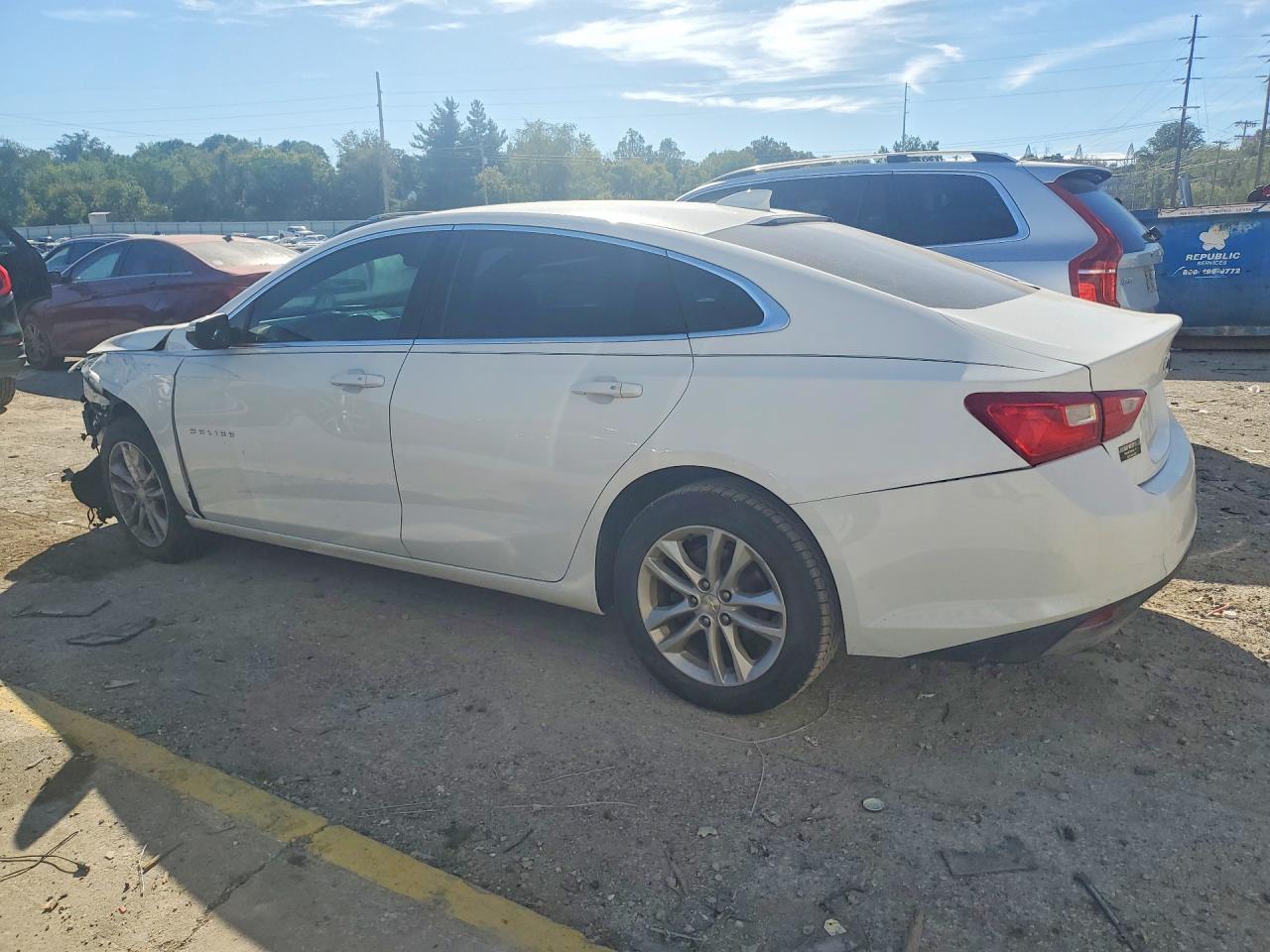 2017 Chevrolet Malibu Lt - Фото 2