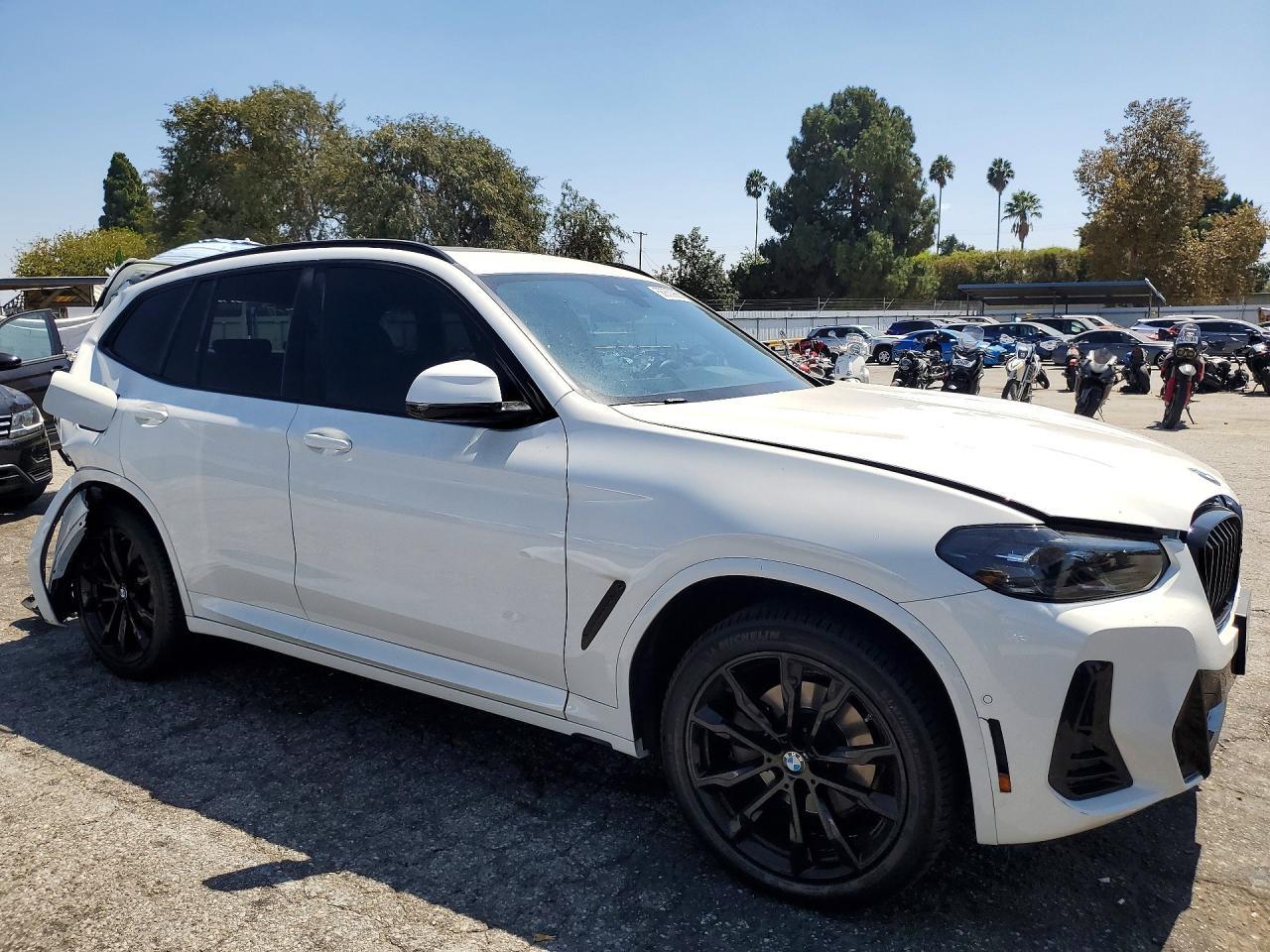 2024 BMW X3 Sdrive30I - Фото 4